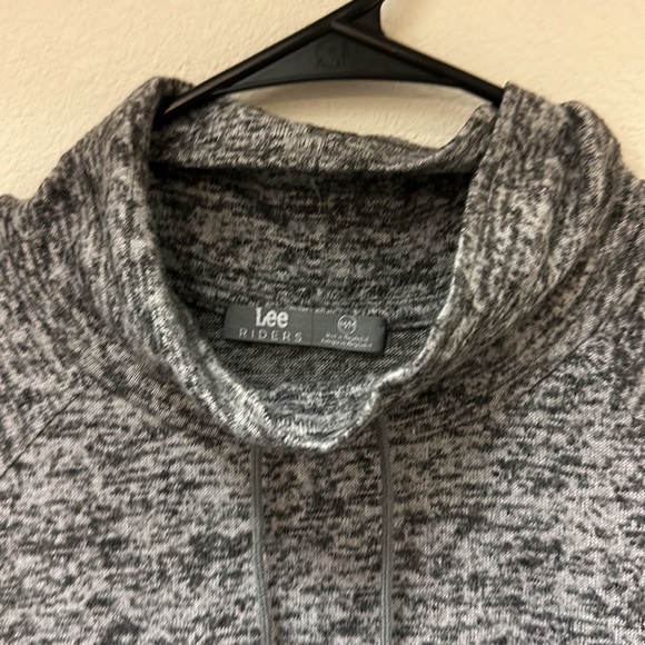 Lee turtle neck L/S sweater - Picture 2 of 3